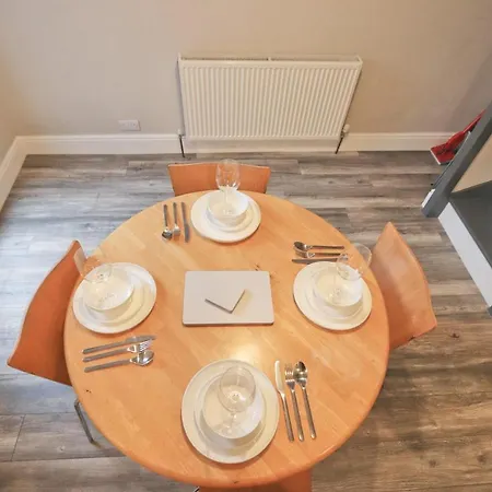 Brighton Terrace Two Bedroom House *