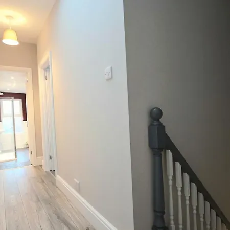 Brighton Terrace Two Bedroom House *